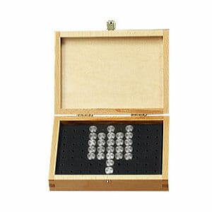EM-Tec SB77 high capacity wooden box for 77 standard 12.7mm SEM pin stubs