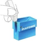 Triton® X-100, 0.08% Aqueous Solution cleaning of diamond knives