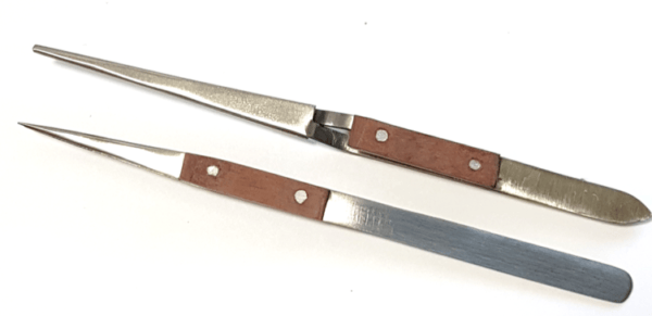 2 pinces négatives avec isolation en bois