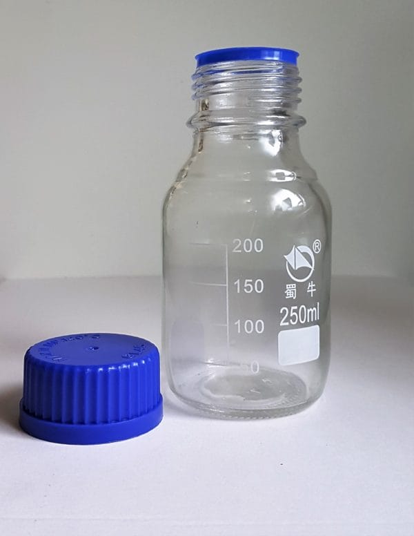 Flacon Col à Vis GL45 Gradué en verre 250ml
