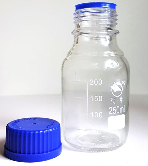 Flacon Col à Vis GL45 Gradué en verre 250 ml